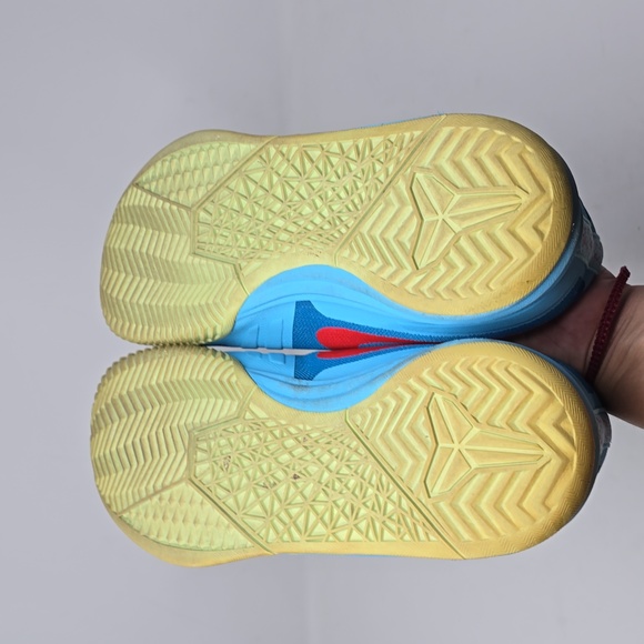 Nike KB Mentality Kobe Bryant Clearwater Blue Crimson 704942-400 Size 11 - Picture 5 of 8